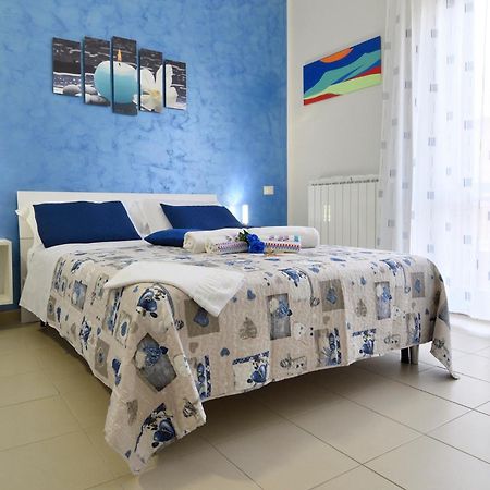 Malo' Rooms Termoli Bagian luar foto